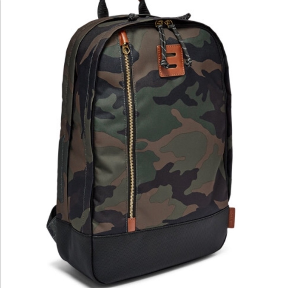 Fossil Nasher Backpack